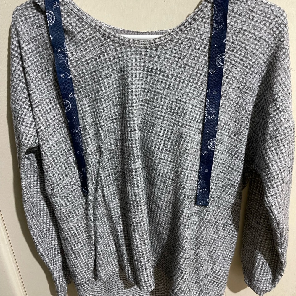 lightweight hoodie